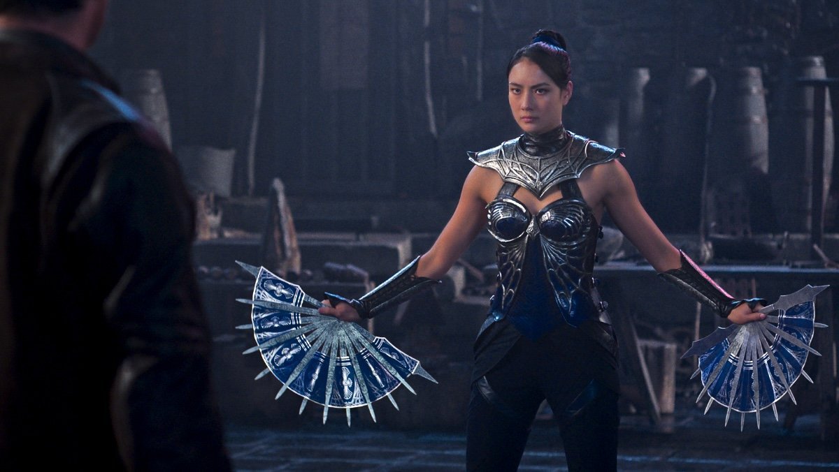 Adeline Rudolph as Kitana in Mortal Kombat II