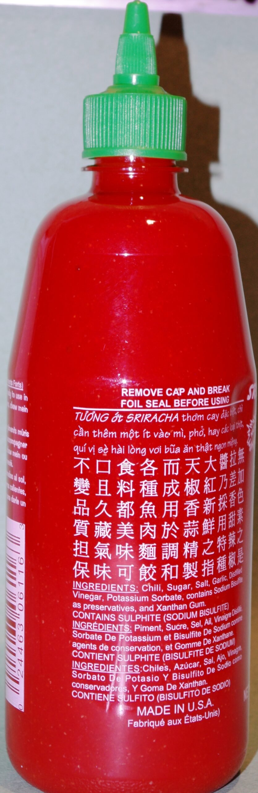 Sriracha Huy Fong sauce bottle